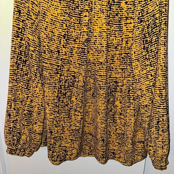 Primark Women’s Orange Black Abstract Pattern Mock Neck Blouse 14 EUC - Picture 2 of 10